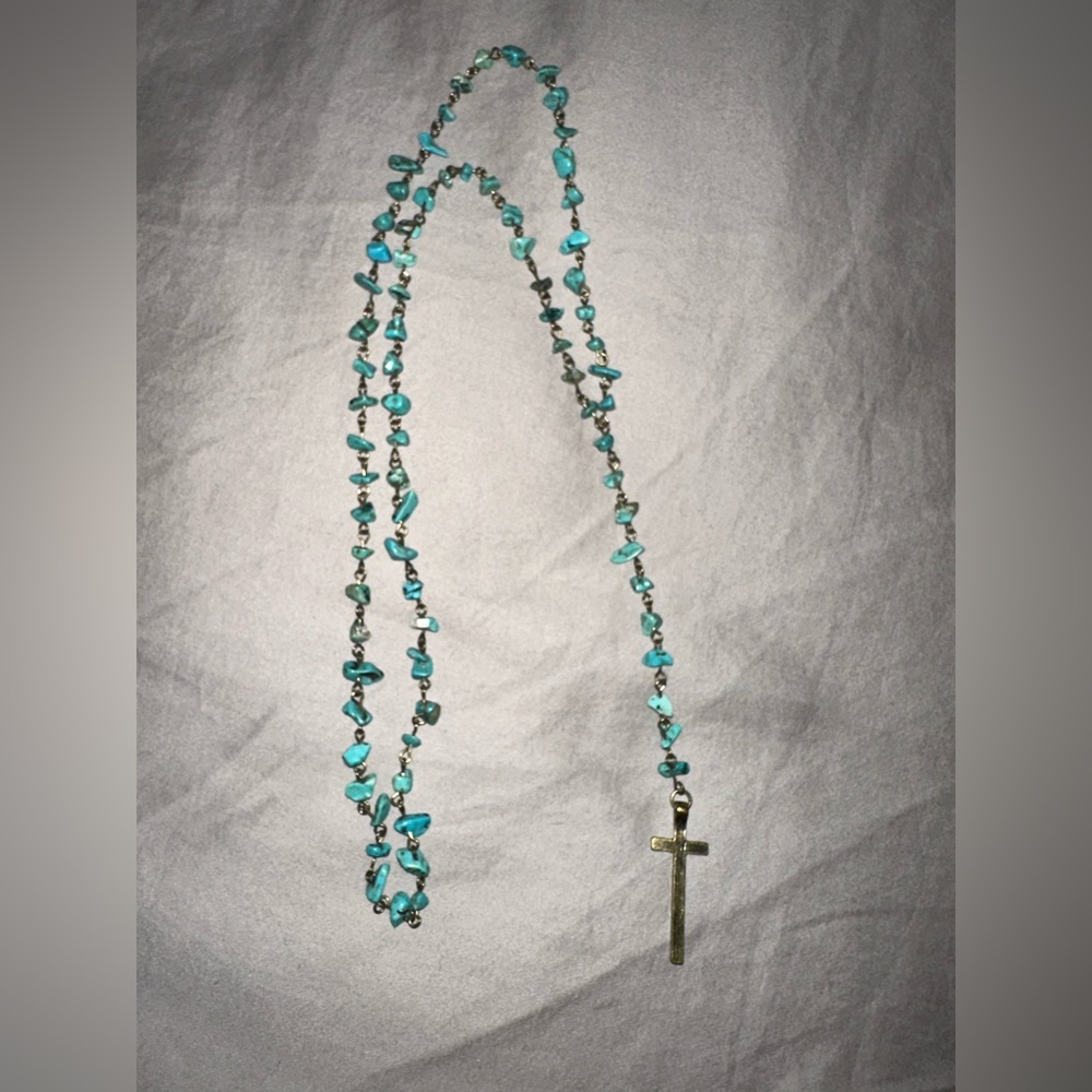 Cross necklace with turquoise